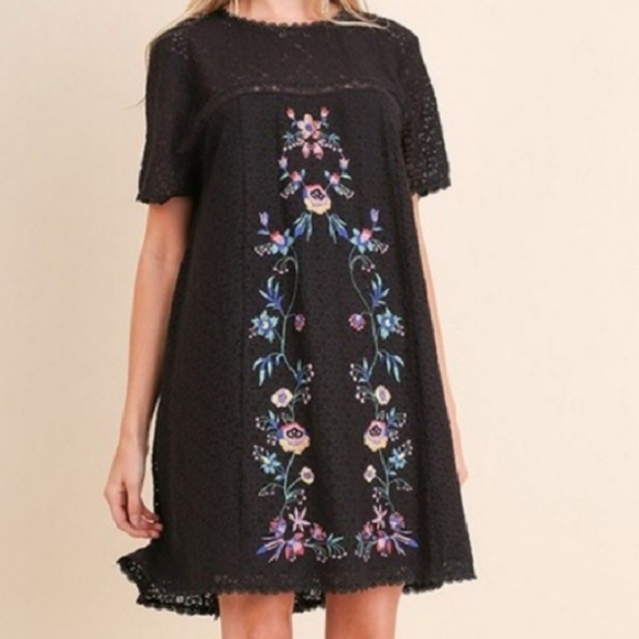 Umgee Dresses & Skirts - Umgee Black Lace Mini Dress with Embroidery